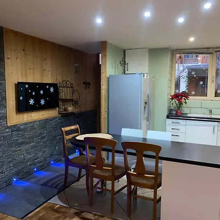 Maison Proche Stations De Ski Ferienhaus *